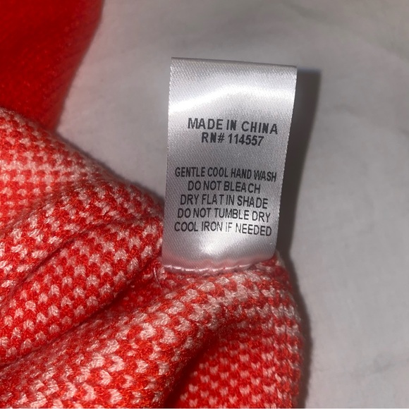 THML Orange and Cream Sweater size large - Picture 5 of 6